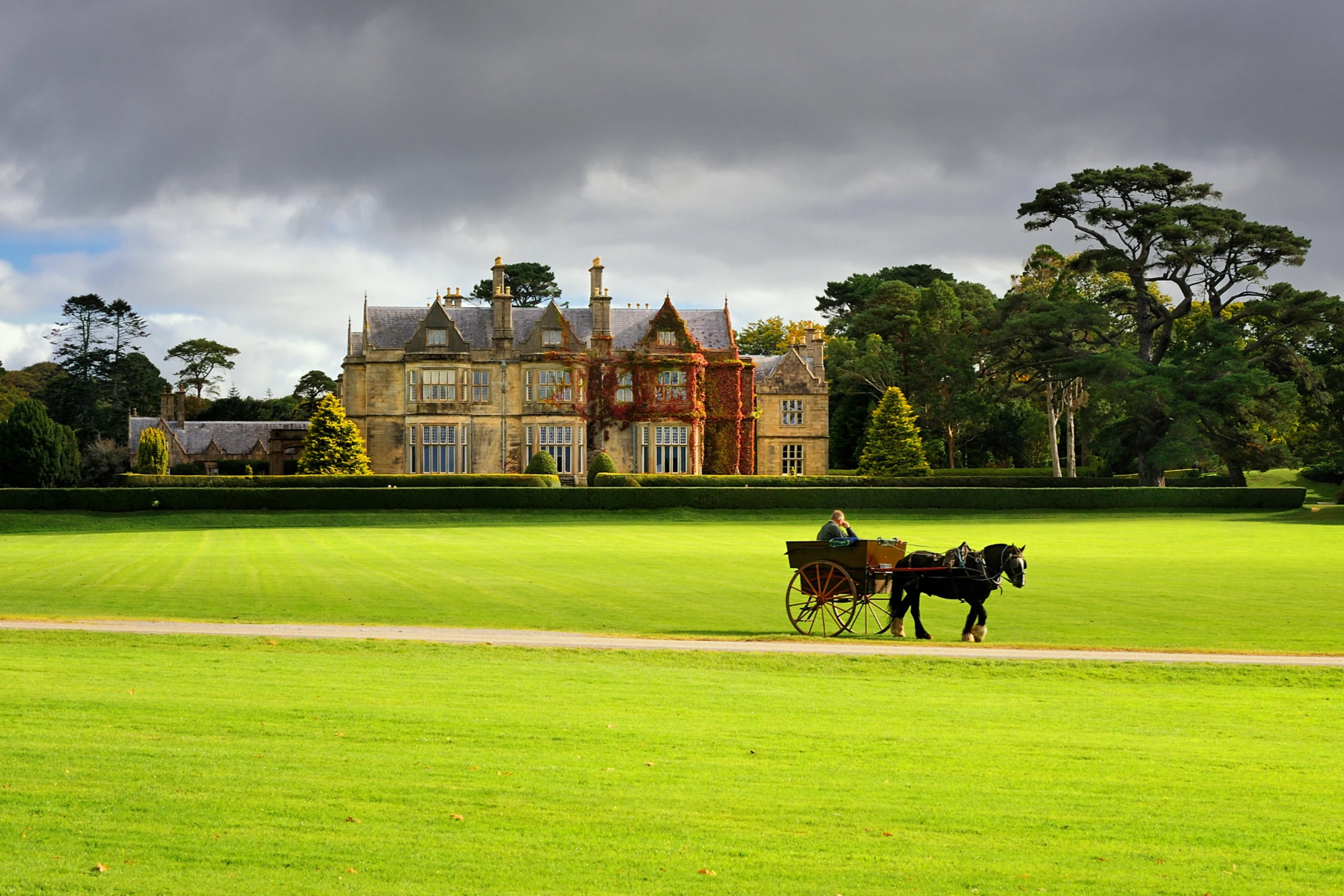 Muckross House