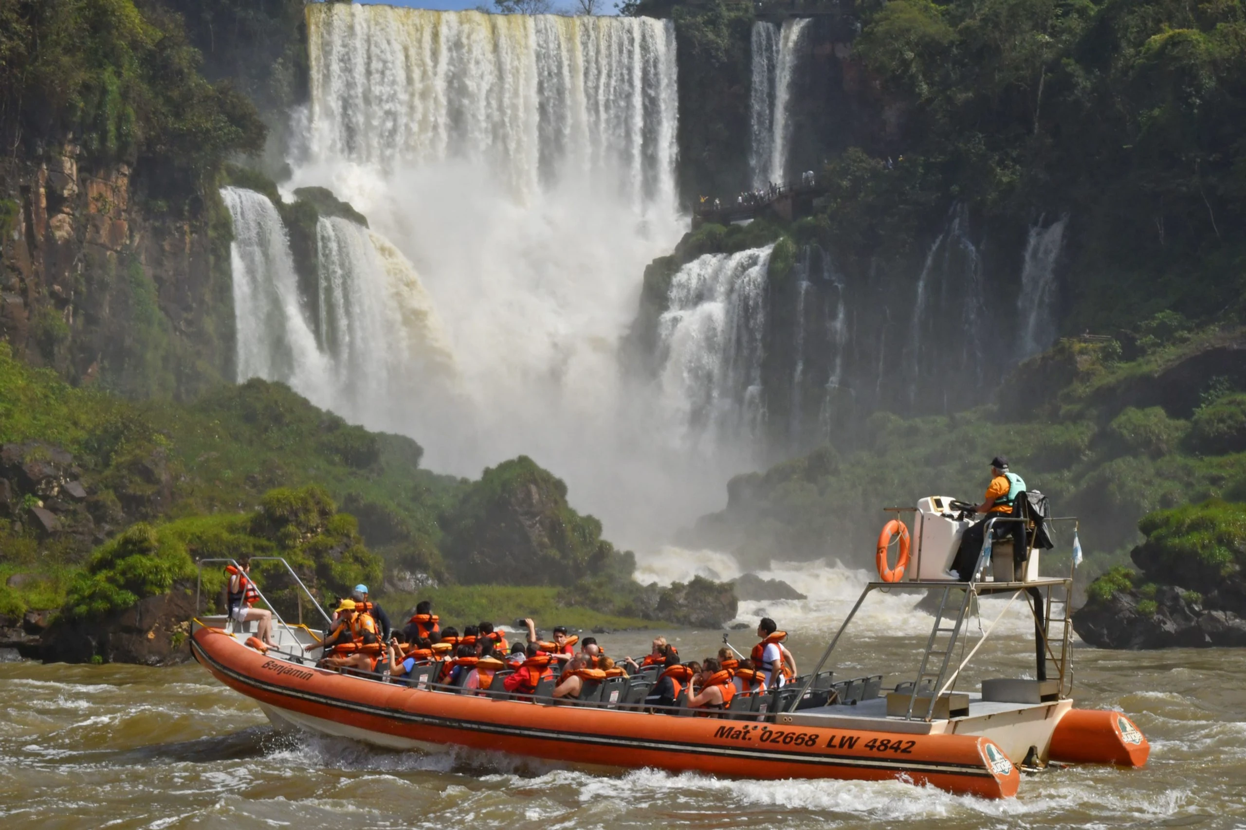 Opcional - Barco Iguazú