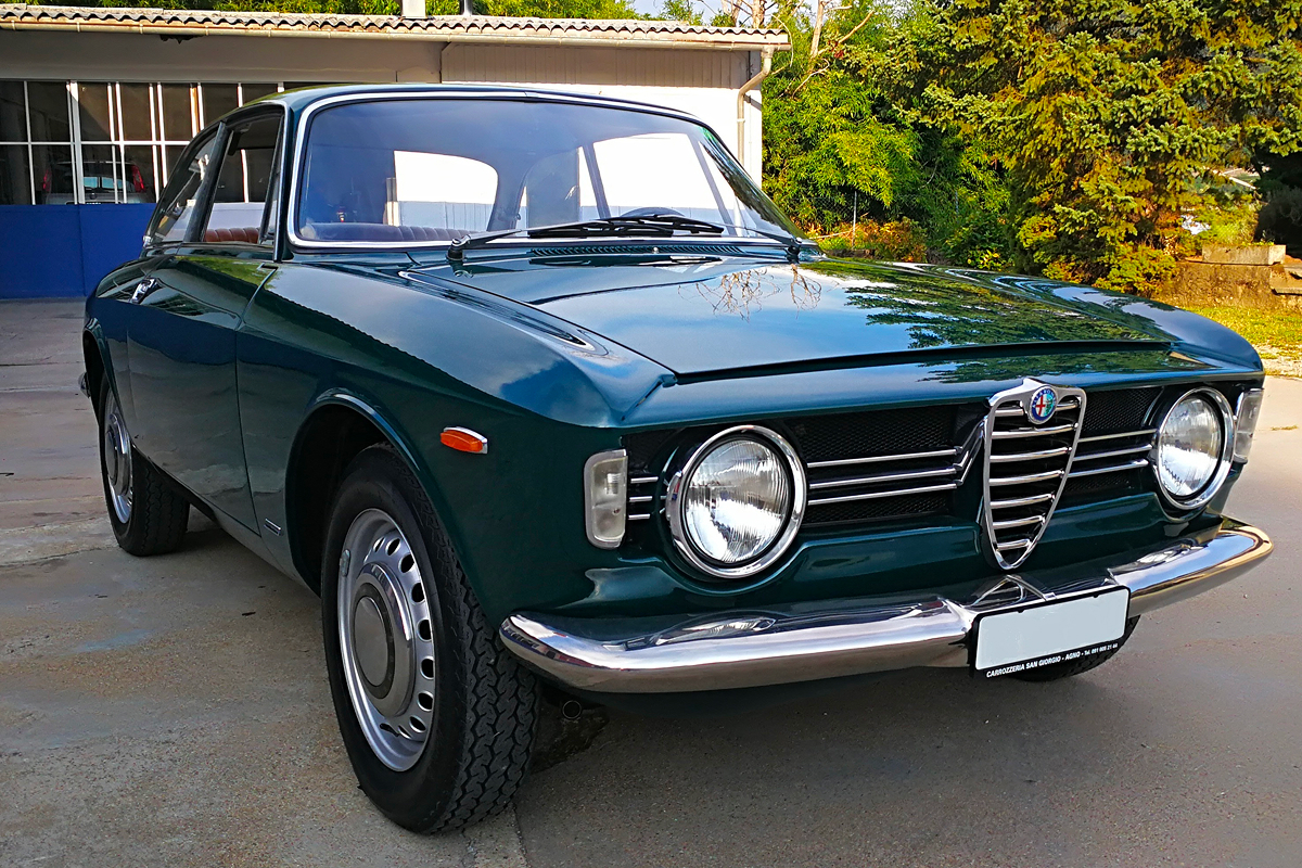Alfa Romeo Giulia GT 1300 Scalino