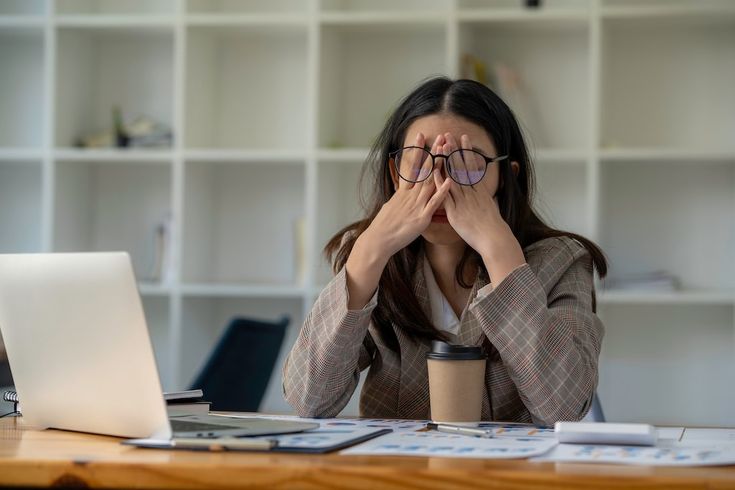 Empreendedora organizada e tranquila