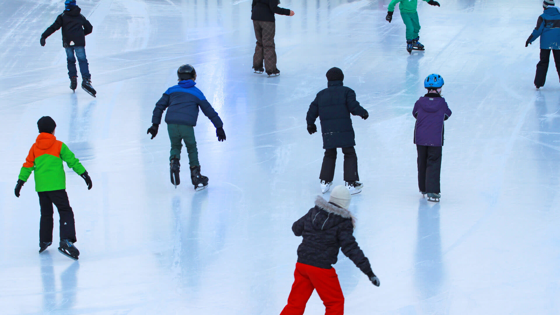 Si torna a pattinare sul ghiaccio: nuovi orari di apertura e tante novità! - Paradice - Palaghiaccio Montichiari