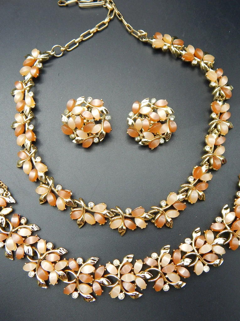 Parure rubino oro giallo 18kt prezioso