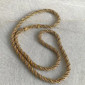 Gioiello vintage anni 70 oro giallo 18kt con topazio azzurro