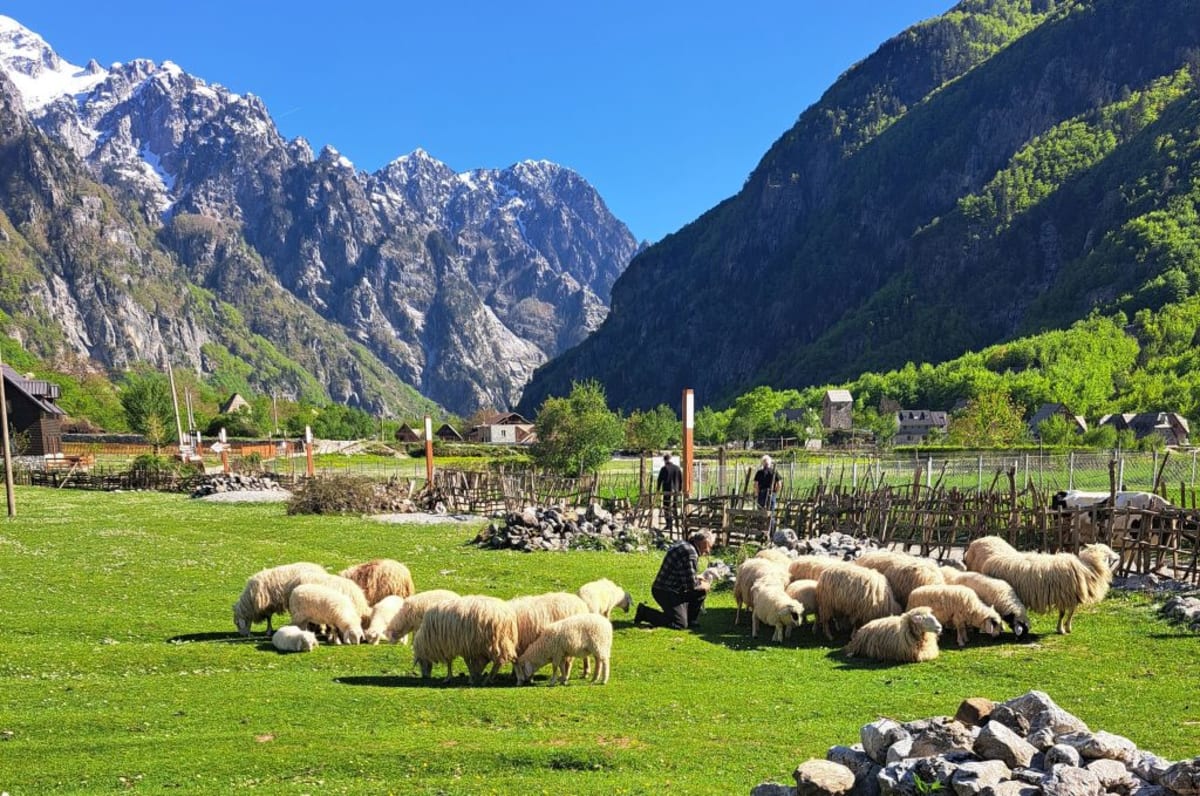 ALBANIA - Joga i Trekking w Górach Przeklętych
