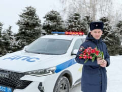 С международным женским днем - 8 марта!