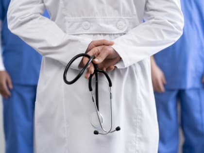 Минздрав подал в суд на студентку