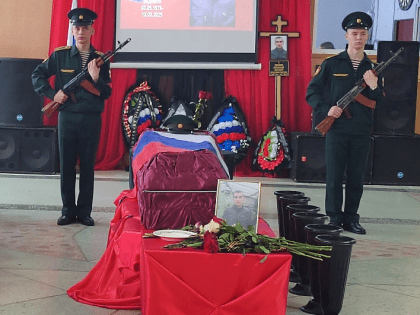 В Прикамье в один день простились с двумя участниками СВО из одного округа