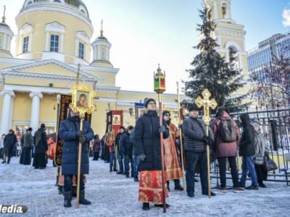 Божественная литургия в Свято-Троицком соборе