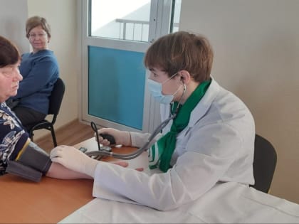 В свердловском Центре общения старшего поколения прошел мастер-класс по оказанию первой помощи