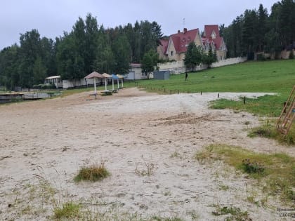 Жители посёлка Таватуй бьют тревогу из-за оккупированного берега озера