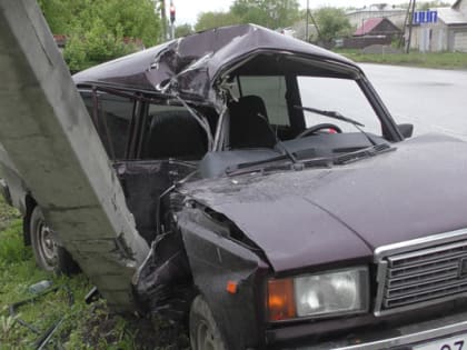 16-летний водитель совершил ДТП, в результате которого травмировались 2 несовершеннолетних