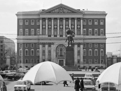Б.Н. Ельцин и свобода собраний в Москве: 35 лет тому назад