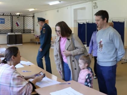 В Верхней Пышме прошел первый день голосования за кандидатов в думу городского округа