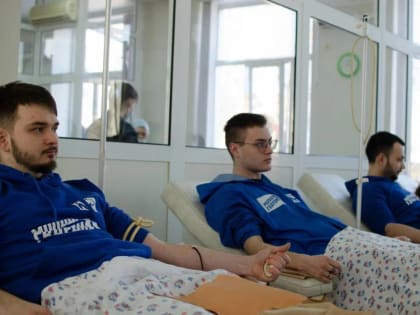 Свердловский доброволец СВО Артем Николаев сдал кровь для больниц Донбасса