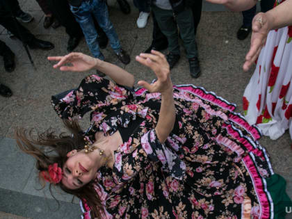 Свердловские слухи: цыгане обиделись на мэрию