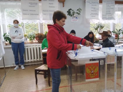 Хроника события. В Артемовском проходят выборы губернатора Свердловской области