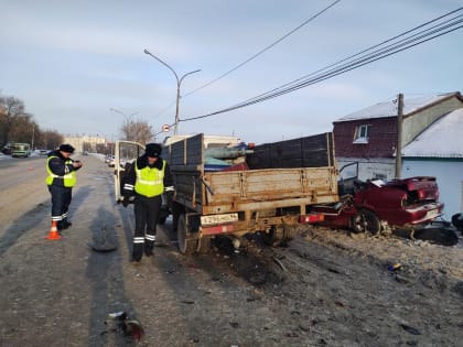 Каменская полиция возбудила уголовное дело по факту ДТП на улице Алюминиевой