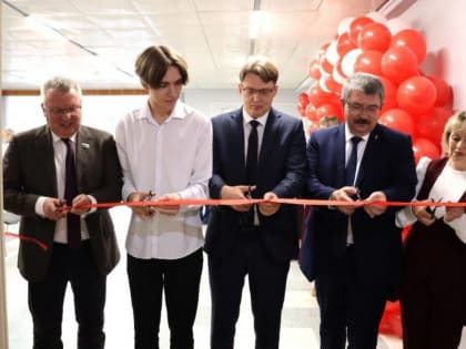 Сергей Никонов принял участие в открытии «Точки роста» в Лесном