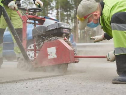 Спрос на строителей в Екатеринбурге вырос на 45%