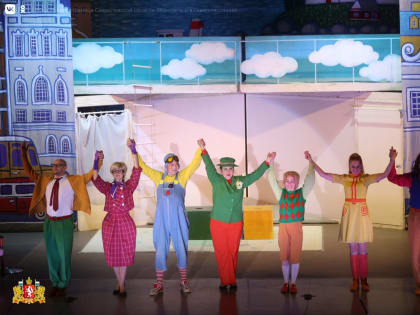 Театр – в каждую школу