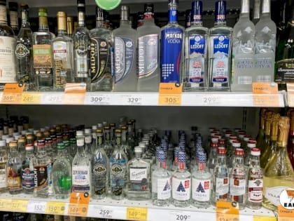 Общественная палата предложила запретить продажу алкоголя людям младше 21 года