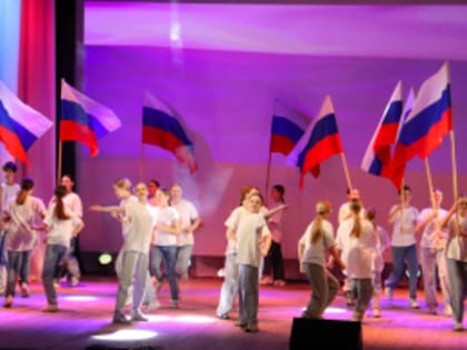 Благотворительный концерт в поддержку защитников: 'За нами Россия'