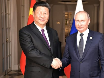 Политолог объяснил бессмысленность военно-политического союза России и Китая