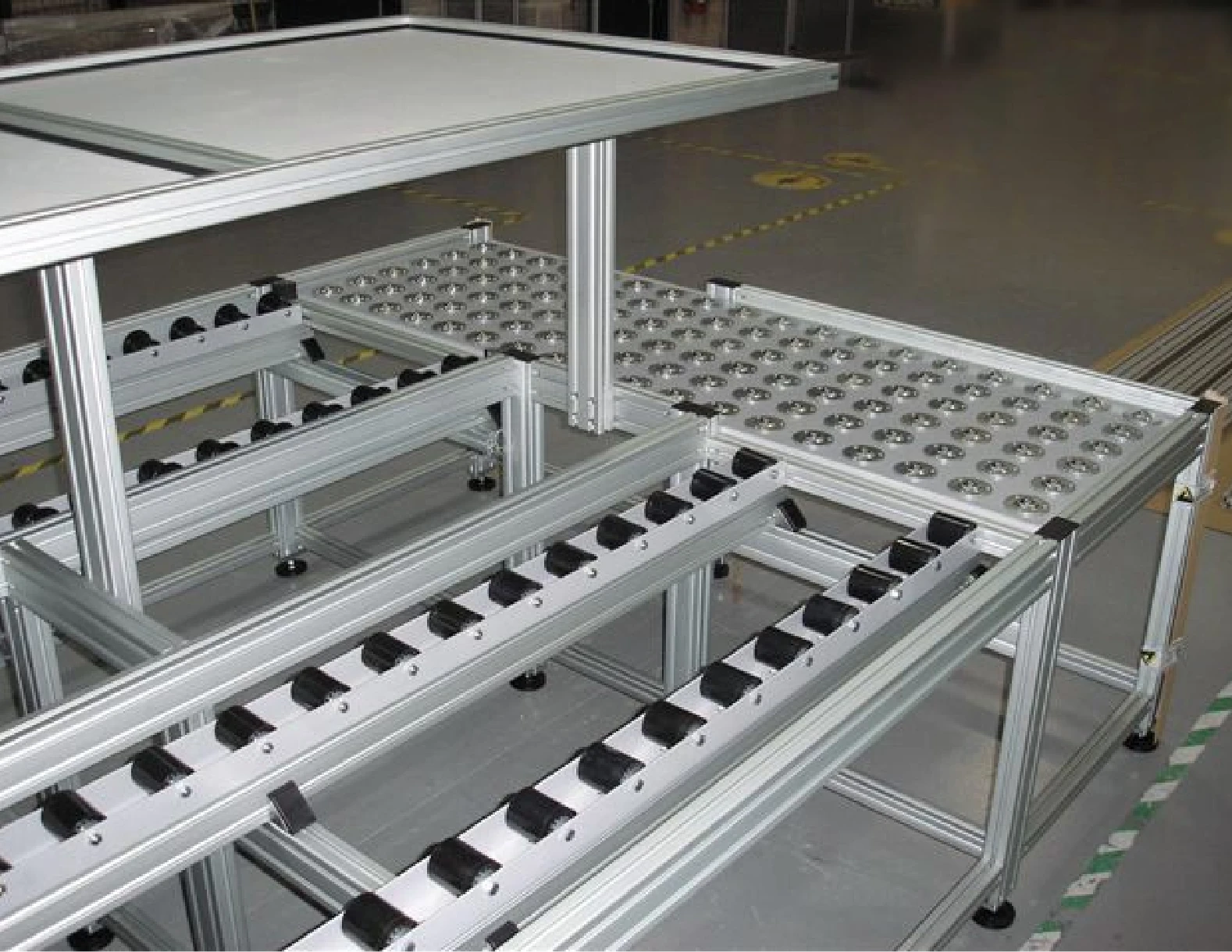 Conveyor system machinery