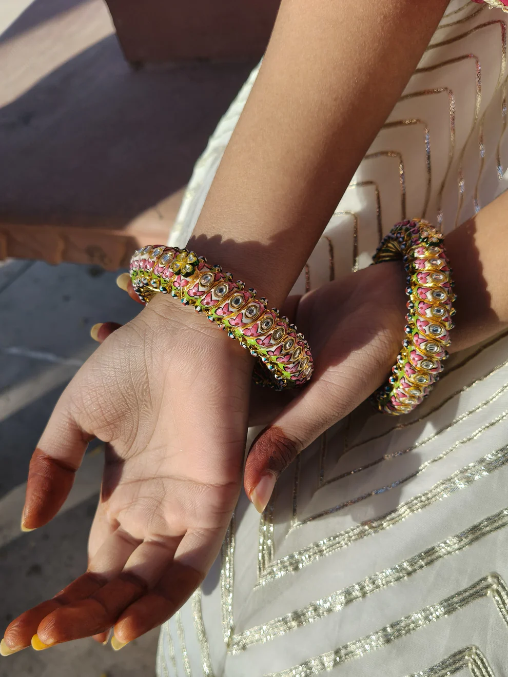 1 Stone Floral Meenakari Sutarla Bangles (Sutarla Kada)