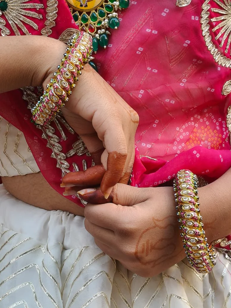 1 Stone Floral Meenakari Sutarla Bangles (Sutarla Kada) View 2
