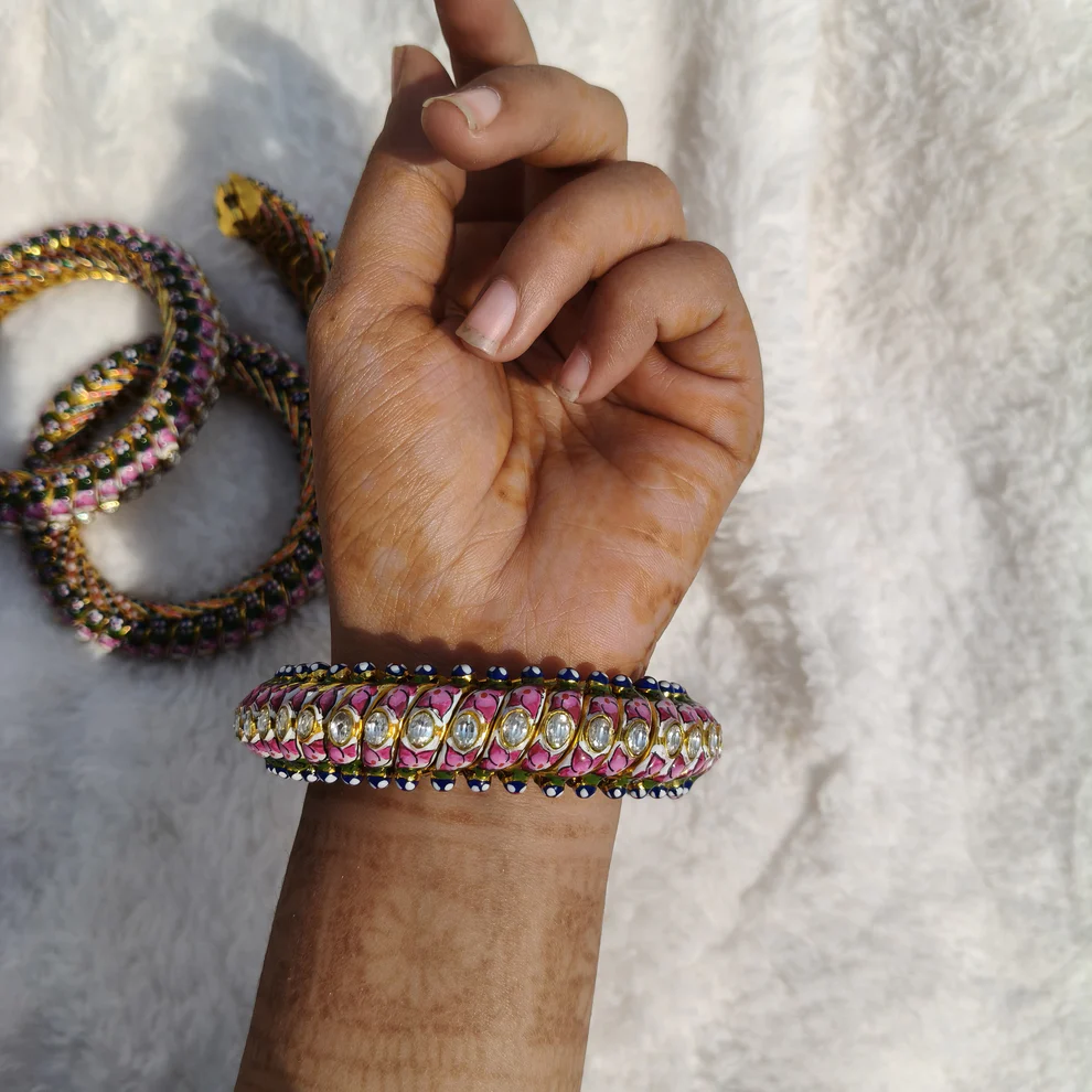 1 Stone Floral Meenakari Sutarla Bangles (Sutarla Kada)