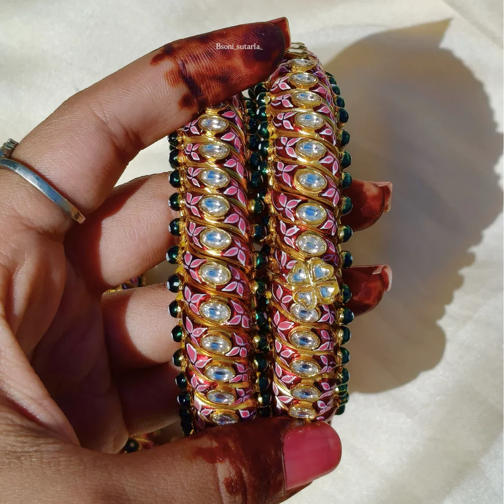 1 Stone Meenakari Sutarla Bangles (Sutarla Kada)