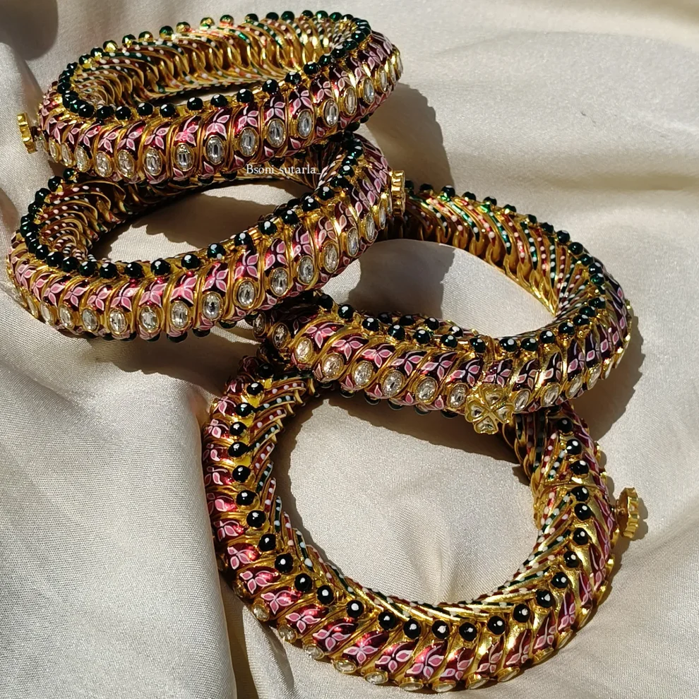1 Stone Meenakari Sutarla Bangles (Sutarla Kada)