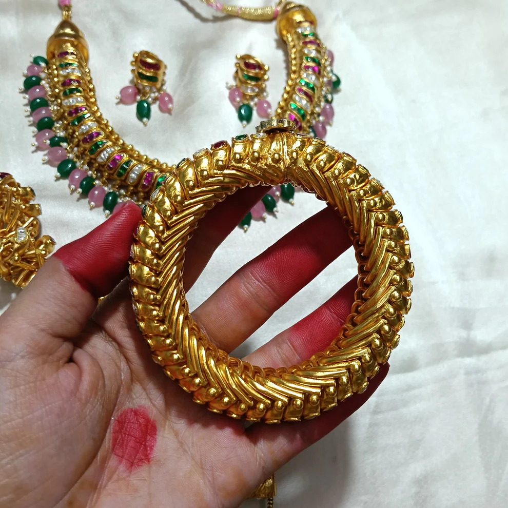 Multi Colour 3 Stone Sutarla Bangles (Sutarla Kada)