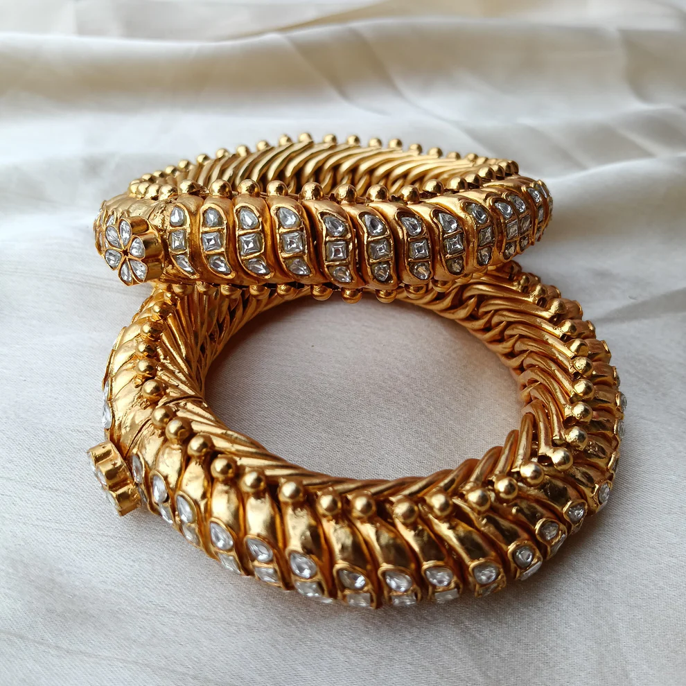 3 stone sutarla bangles (Sutarla kada)