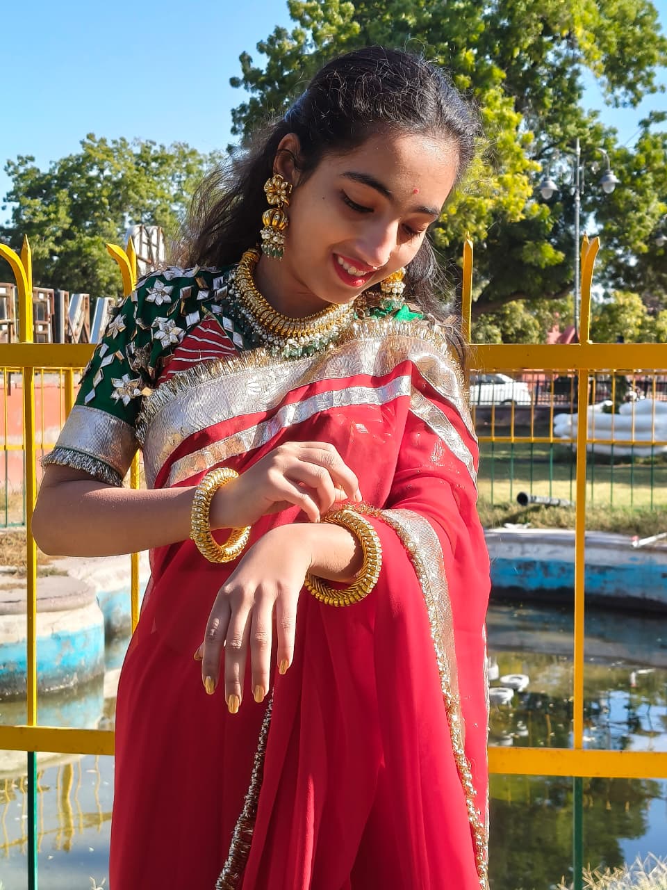 3 stone sutarla bangles (Sutarla kada)