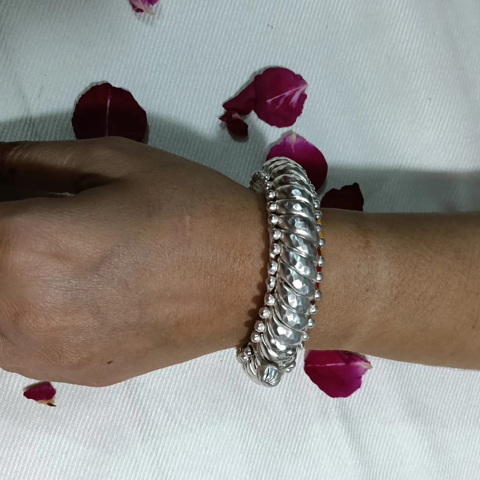 Silver Hammered Sutarla View 2