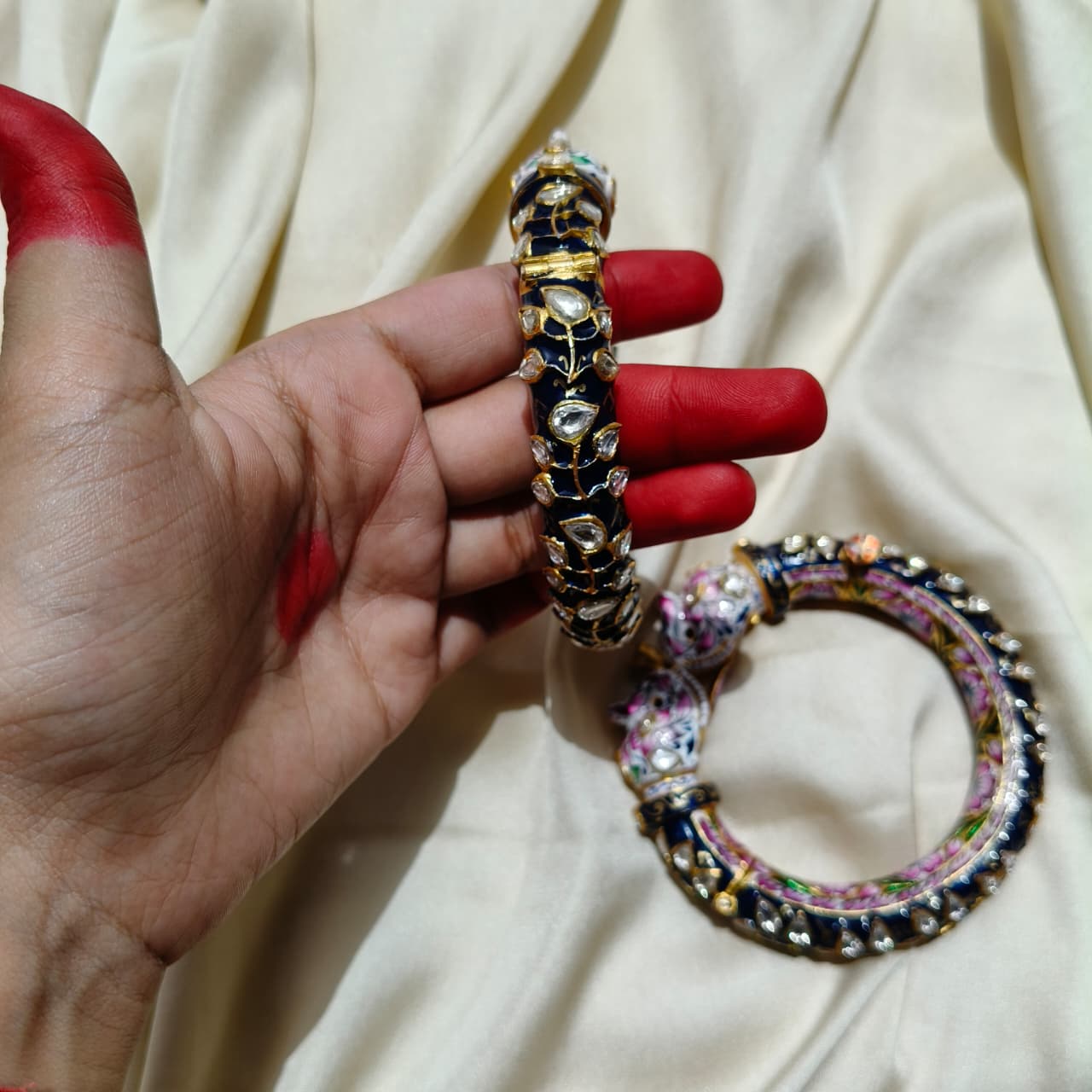 Neel Hathimukha Meenakari Kundan Kada