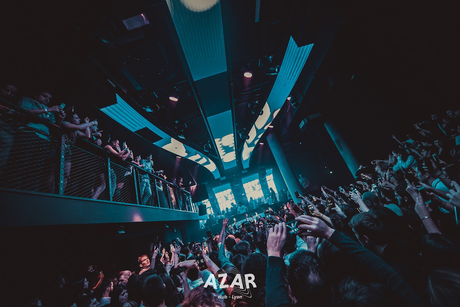Azar Club