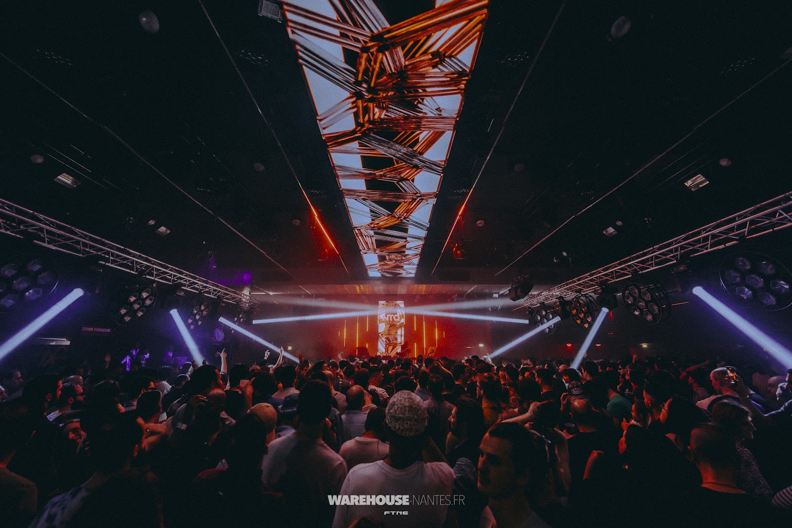 Le Warehouse