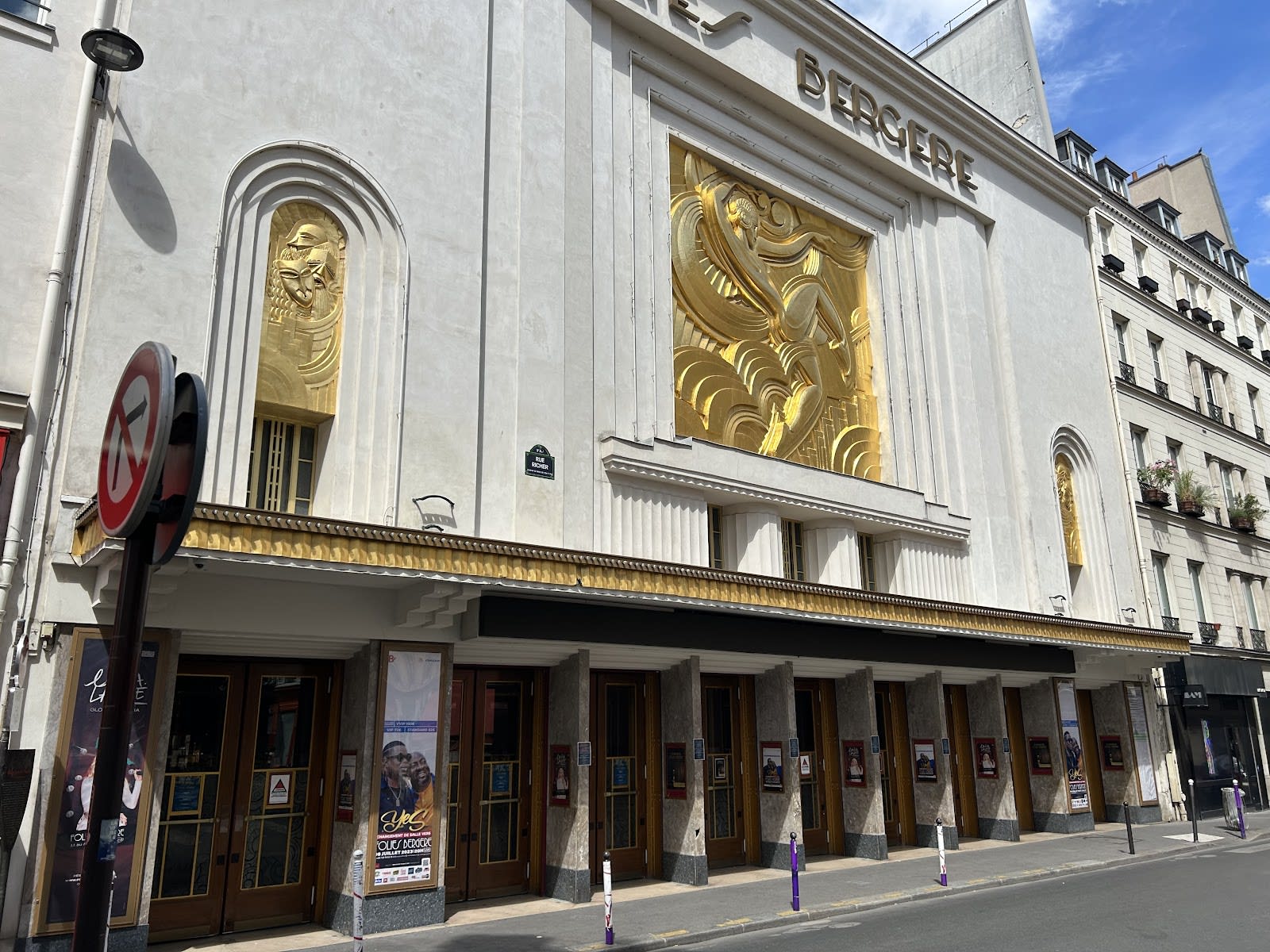 Les Folies Bergère