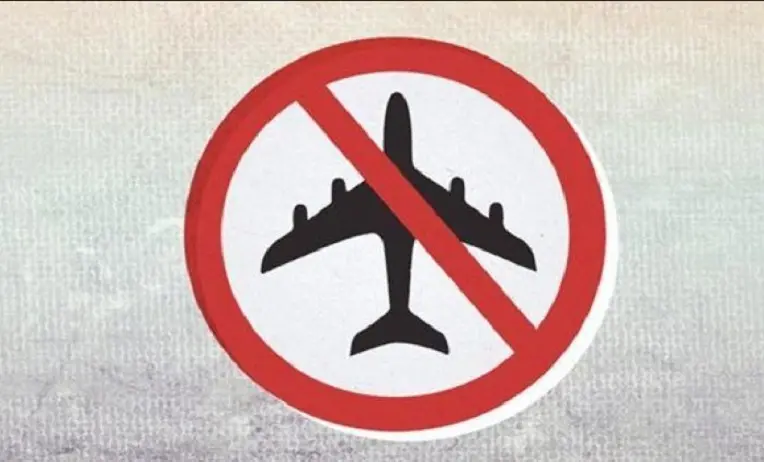 منع السفر في القانون الإماراتي: الحالات والإجراءات القانونية