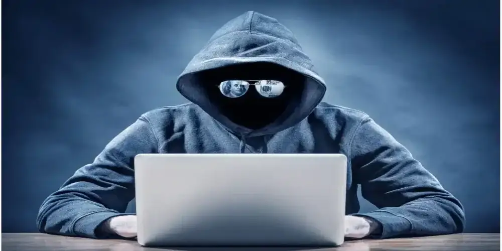 الاستثمار الوهمي والعملات الرقمية في الإمارات