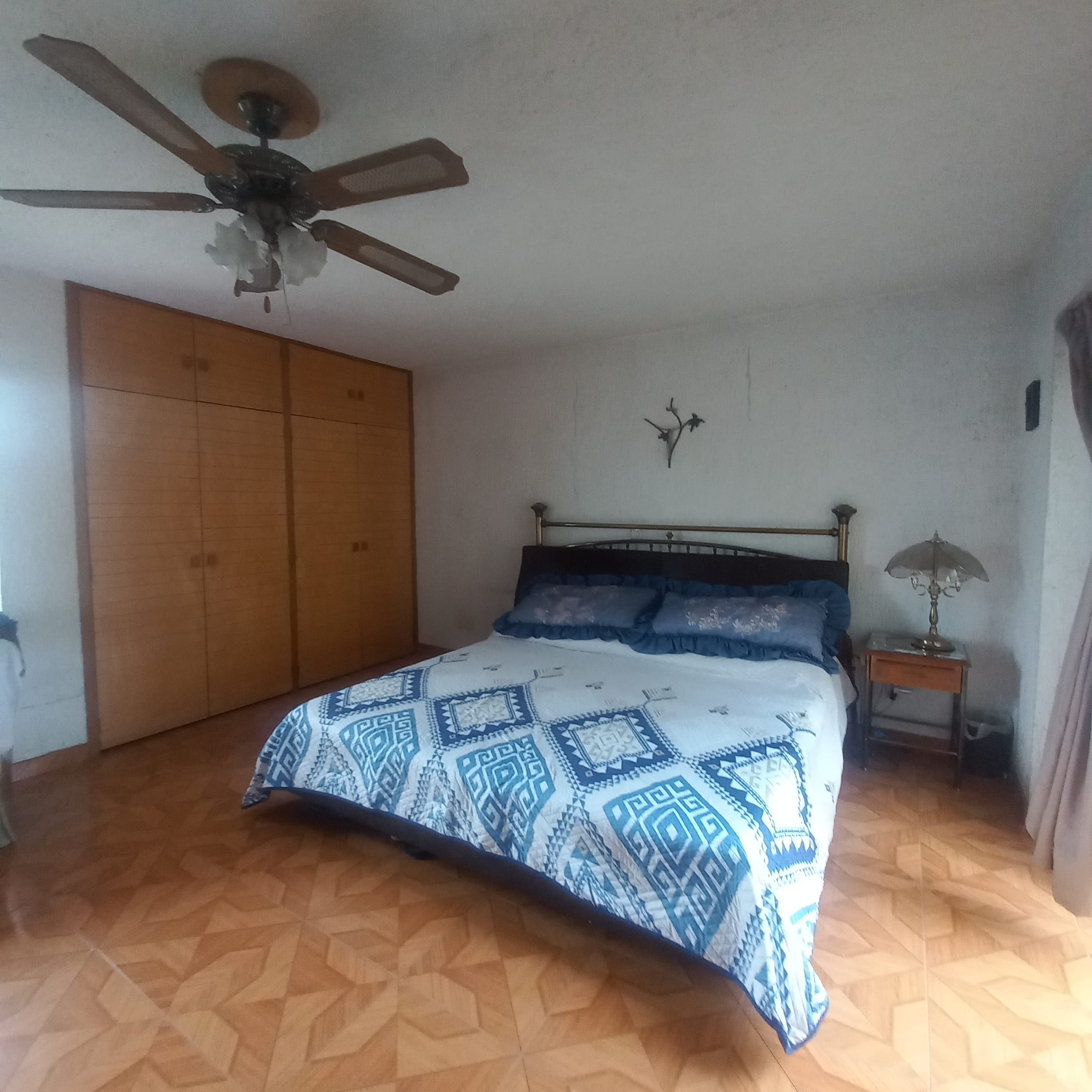 0069-RCV - AMPLÍSIMA CASA, CHAPULTEPEC COUNTRY, GUADALAJARA - Miniatura 25