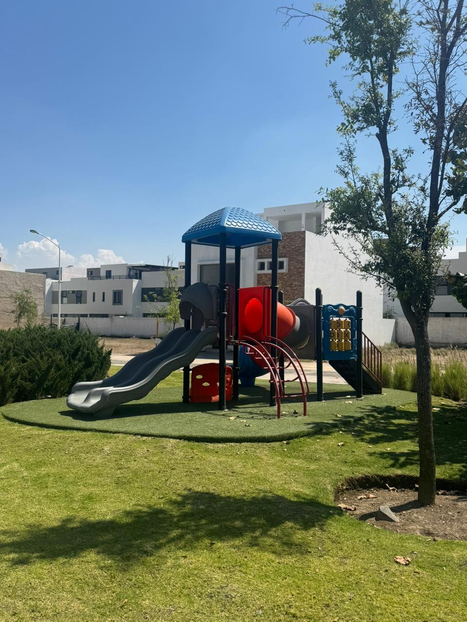 0214-RCV - CASA EN VENTA SOLARES RESIDENCIAL, EN ZAPOPAN - Miniatura 32