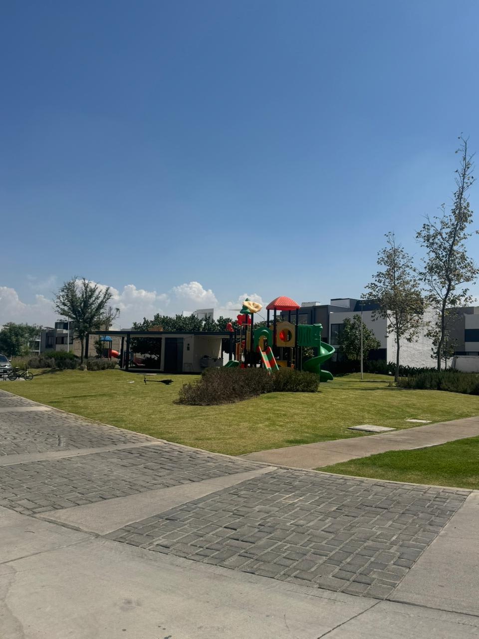 0214-RCV - CASA EN VENTA SOLARES RESIDENCIAL, EN ZAPOPAN - Miniatura 35