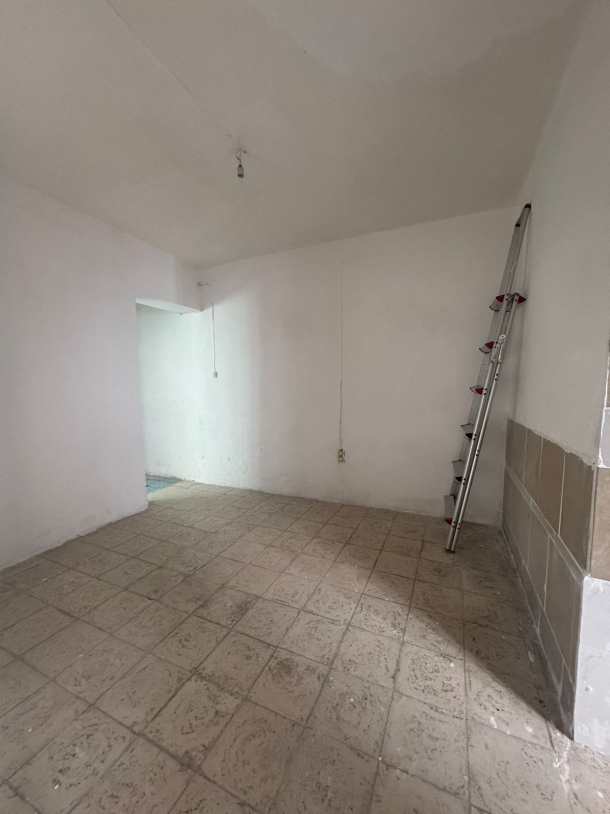 0225-RCV - CASA EN VENTA, COL EL REFUGIO, GUADALAJARA JAL - Miniatura 12