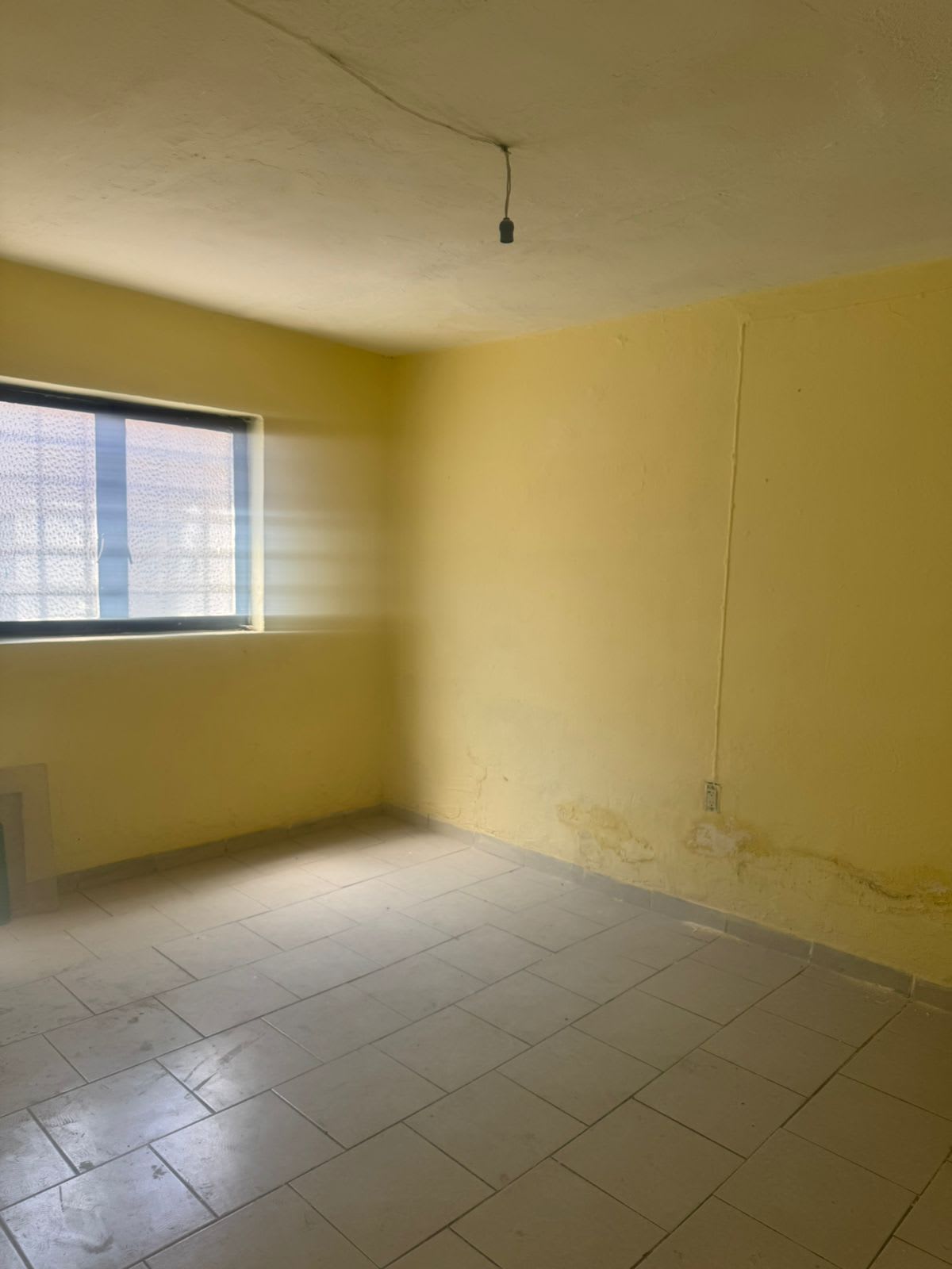 0225-RCV - CASA EN VENTA, COL EL REFUGIO, GUADALAJARA JAL - Miniatura 4