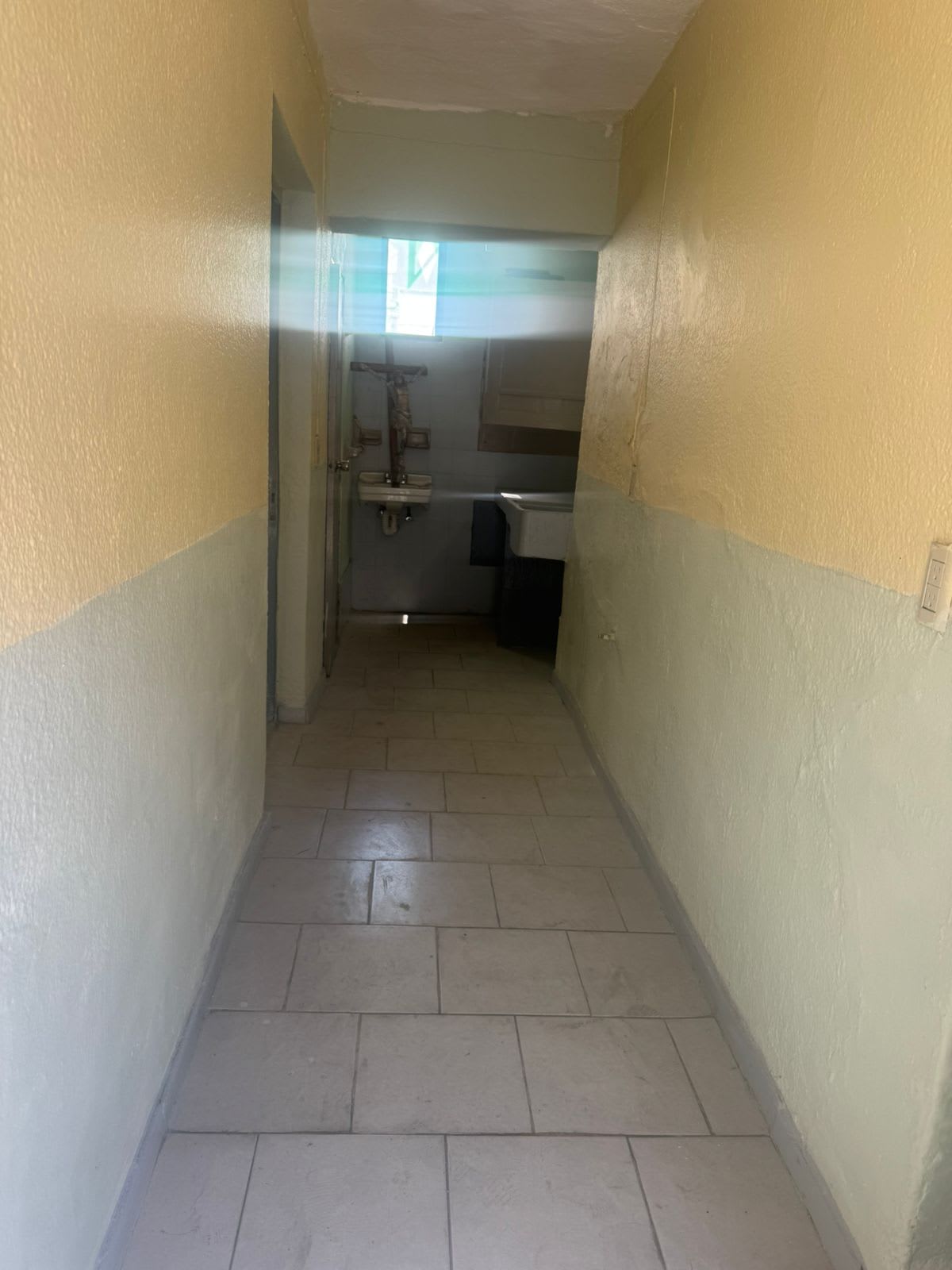 0225-RCV - CASA EN VENTA, COL EL REFUGIO, GUADALAJARA JAL - Miniatura 5