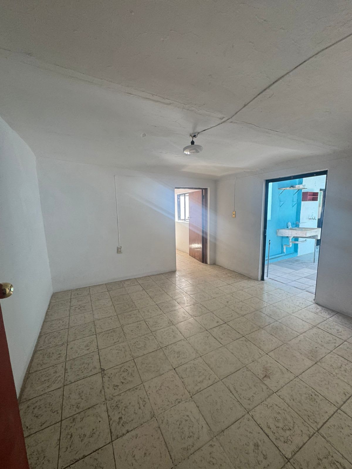 0225-RCV - CASA EN VENTA, COL EL REFUGIO, GUADALAJARA JAL - Miniatura 2